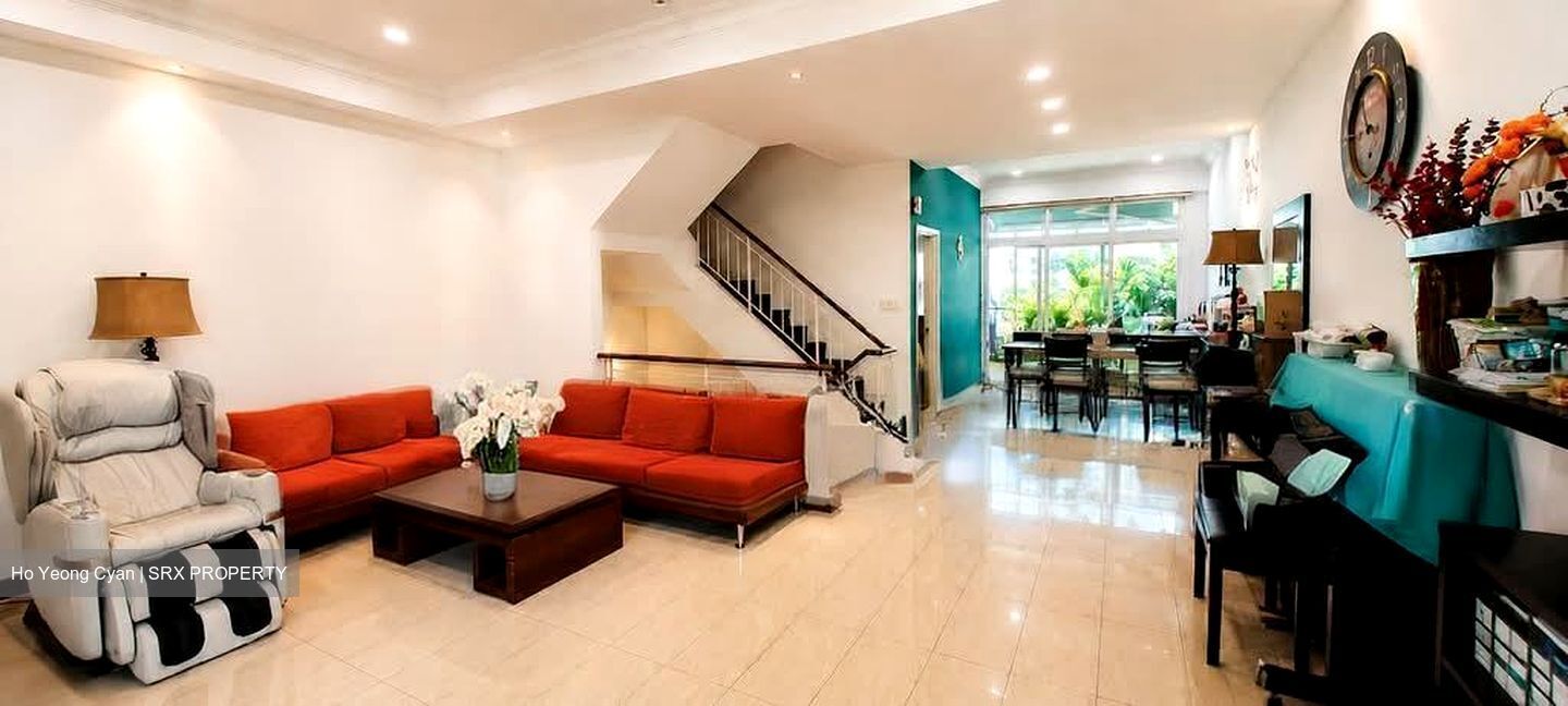 Changi South Avenue 1 (D16), Terrace #563508411